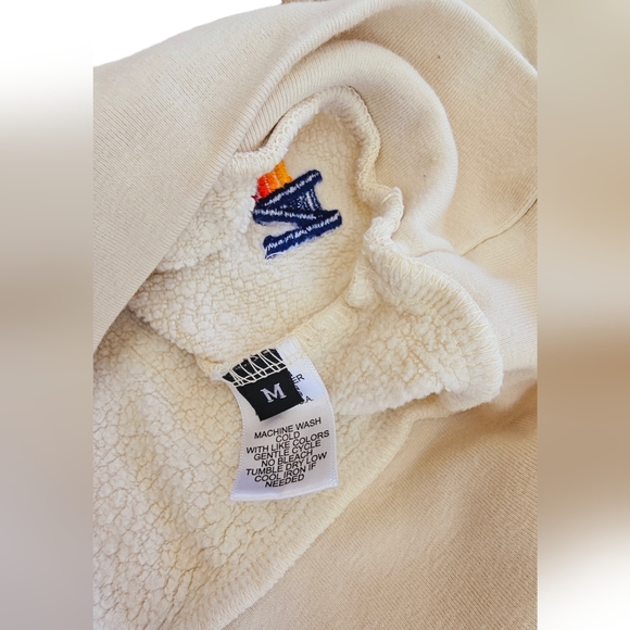 Aviator Nation, Unisex Rainbow Bolt Crew Sweatshirt, Vintage White, Size… - Picture 4 of 5